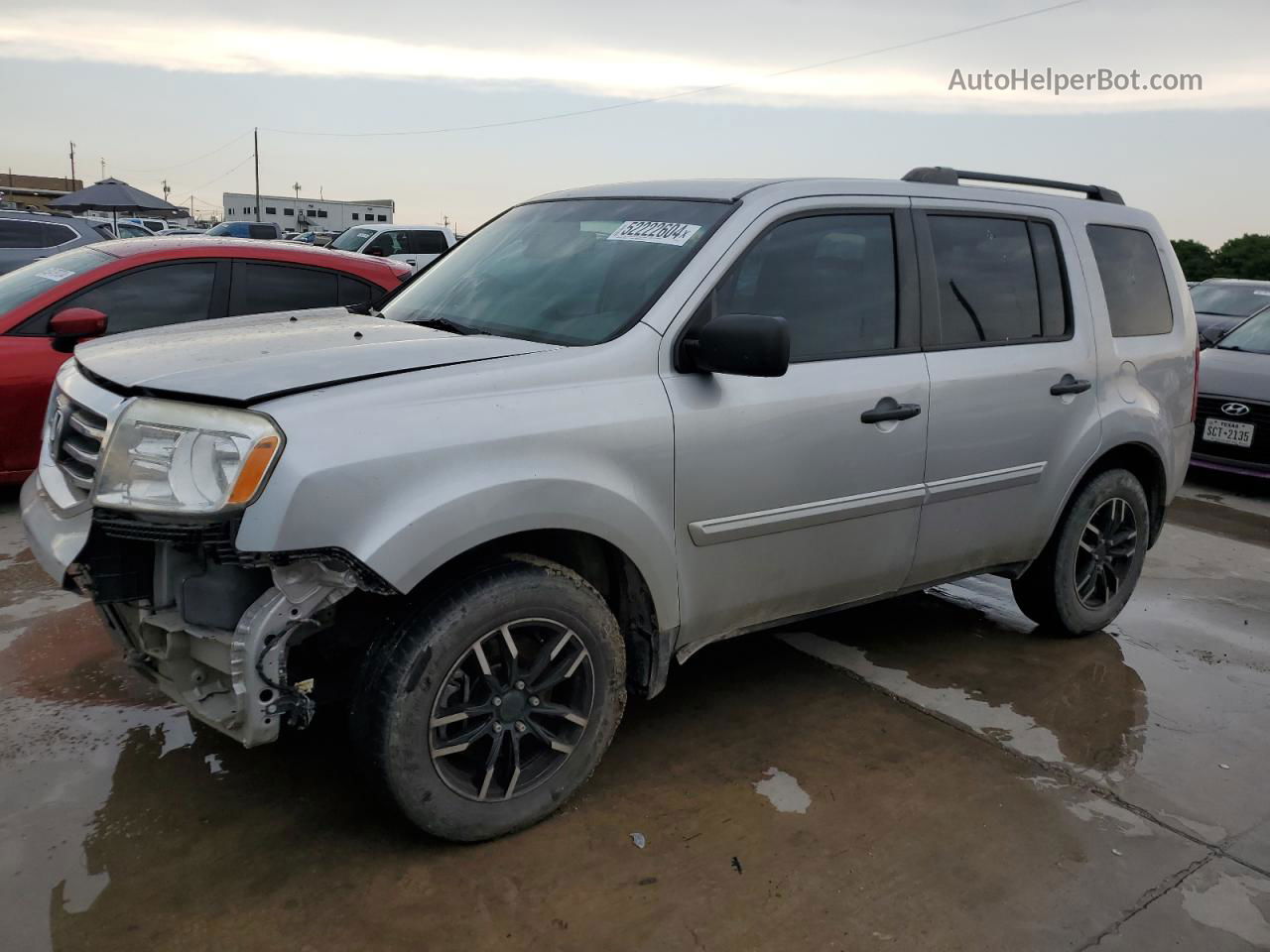 2013 Honda Pilot Lx Silver vin: 5FNYF3H20DB040773