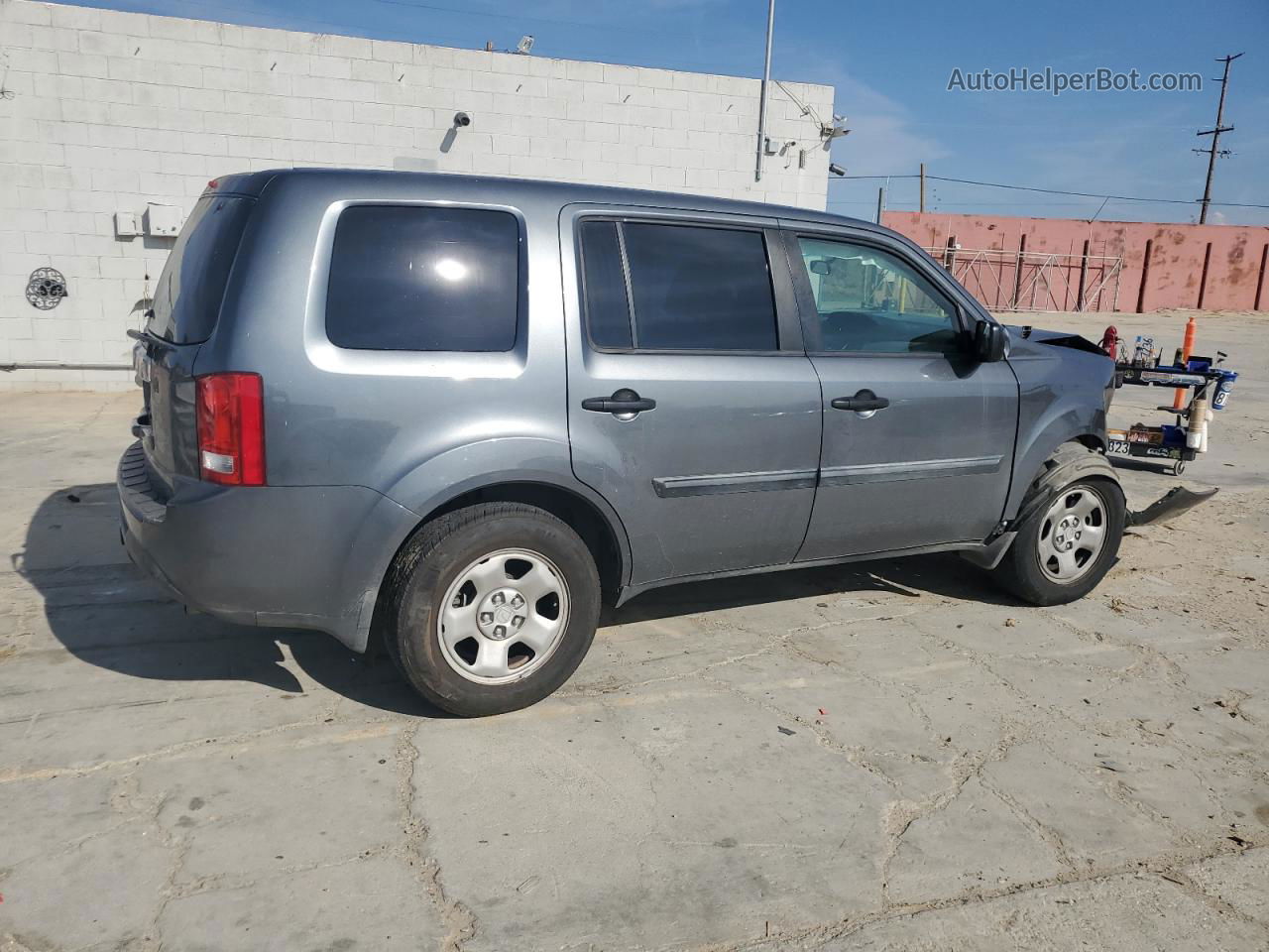 2013 Honda Pilot Lx Gray vin: 5FNYF3H24DB029341