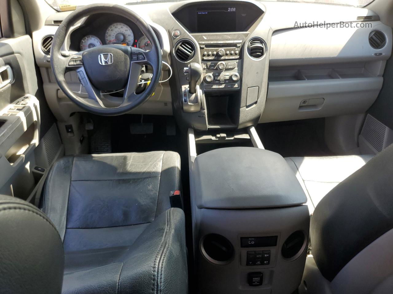 2013 Honda Pilot Lx Серебряный vin: 5FNYF3H26DB023766