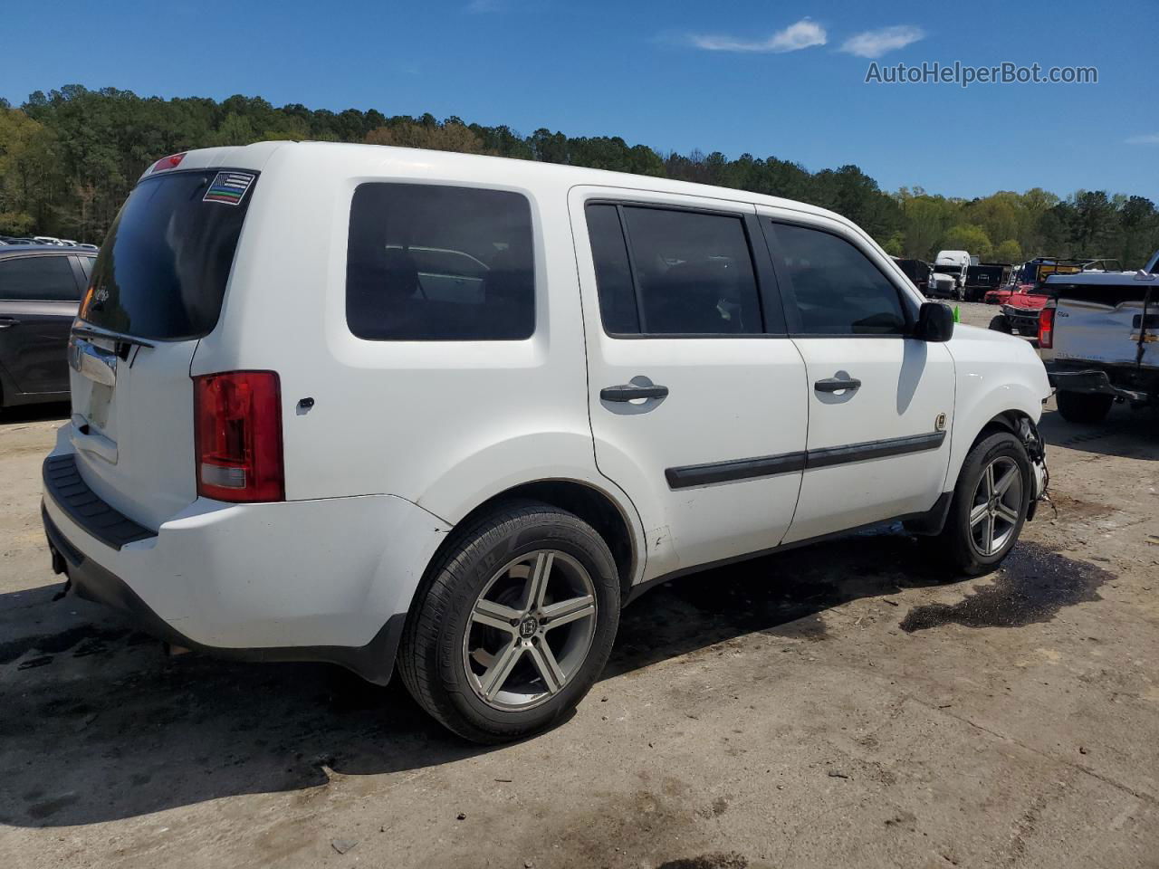 2013 Honda Pilot Lx White vin: 5FNYF3H28DB037734