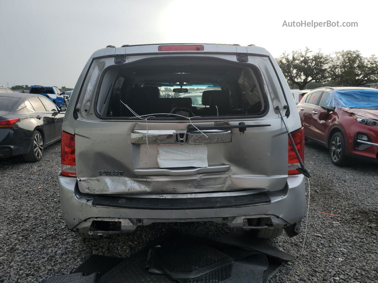 2015 Honda Pilot Exl Серебряный vin: 5FNYF3H56FB027751