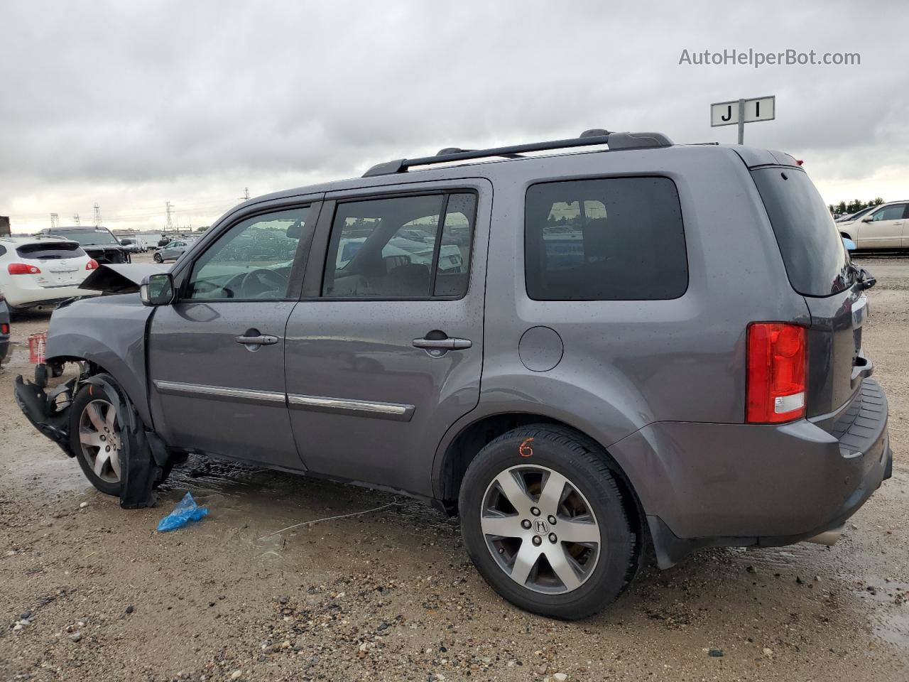 2015 Honda Pilot Touring Gray vin: 5FNYF3H93FB011901