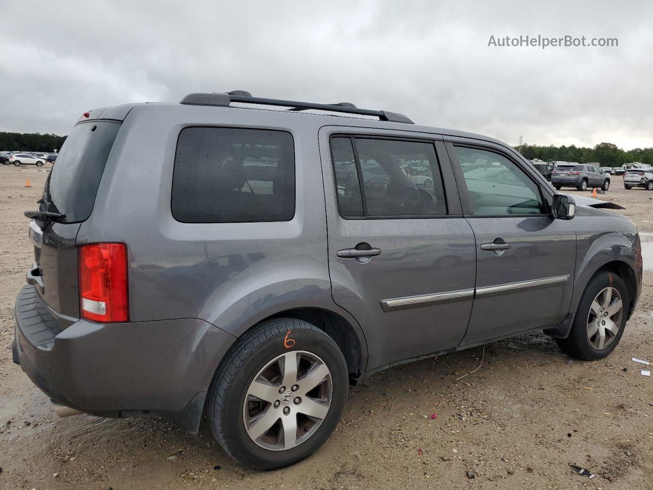 2015 Honda Pilot Touring Gray vin: 5FNYF3H93FB011901