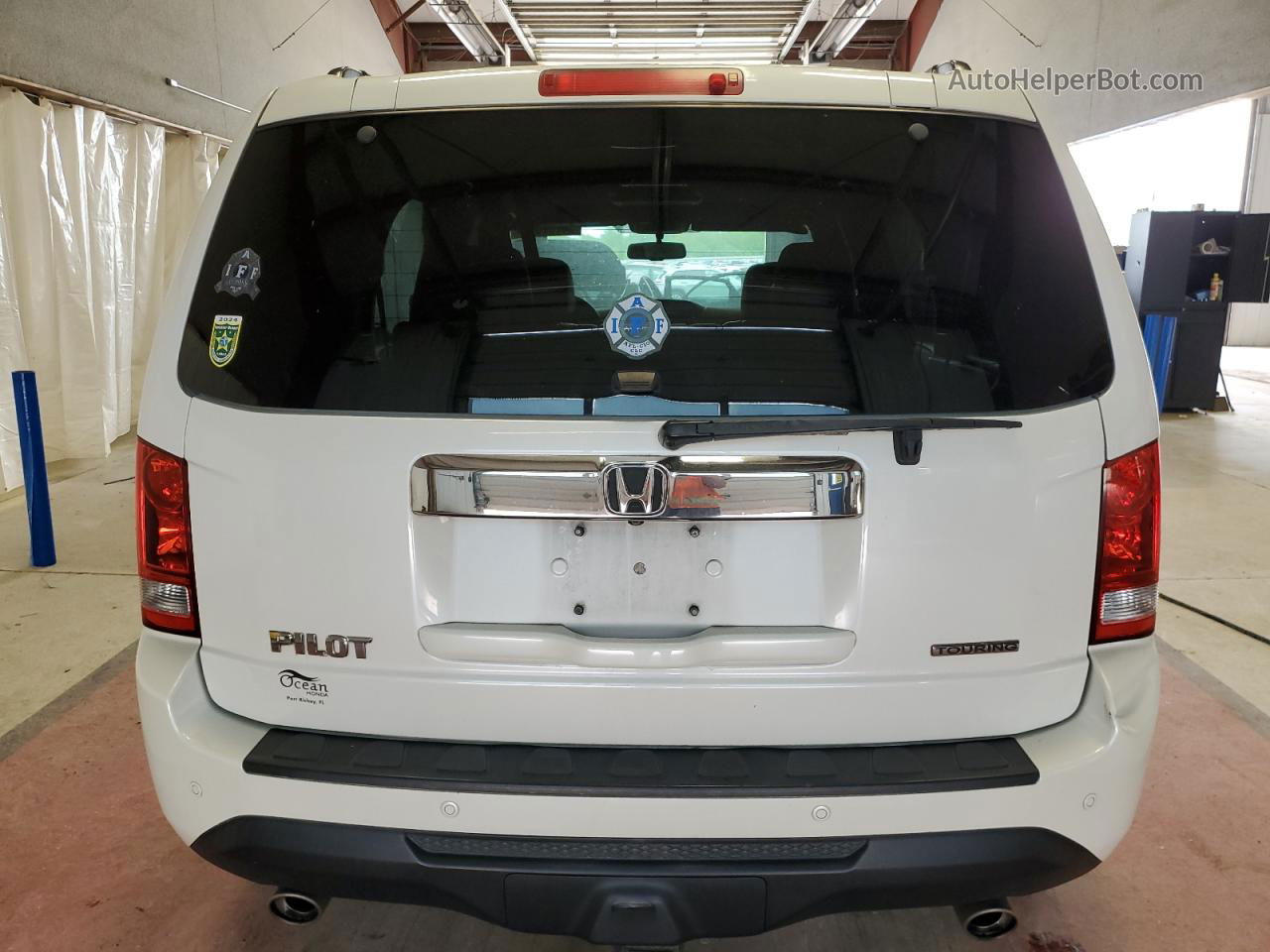 2013 Honda Pilot Touring White vin: 5FNYF3H94DB031250