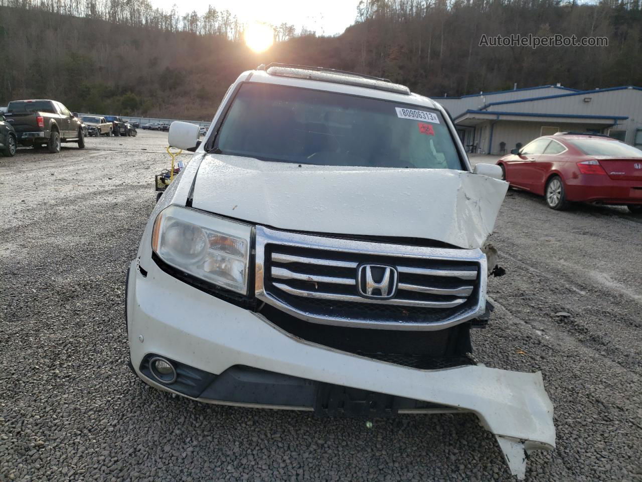 2013 Honda Pilot Touring White vin: 5FNYF3H96DB031718