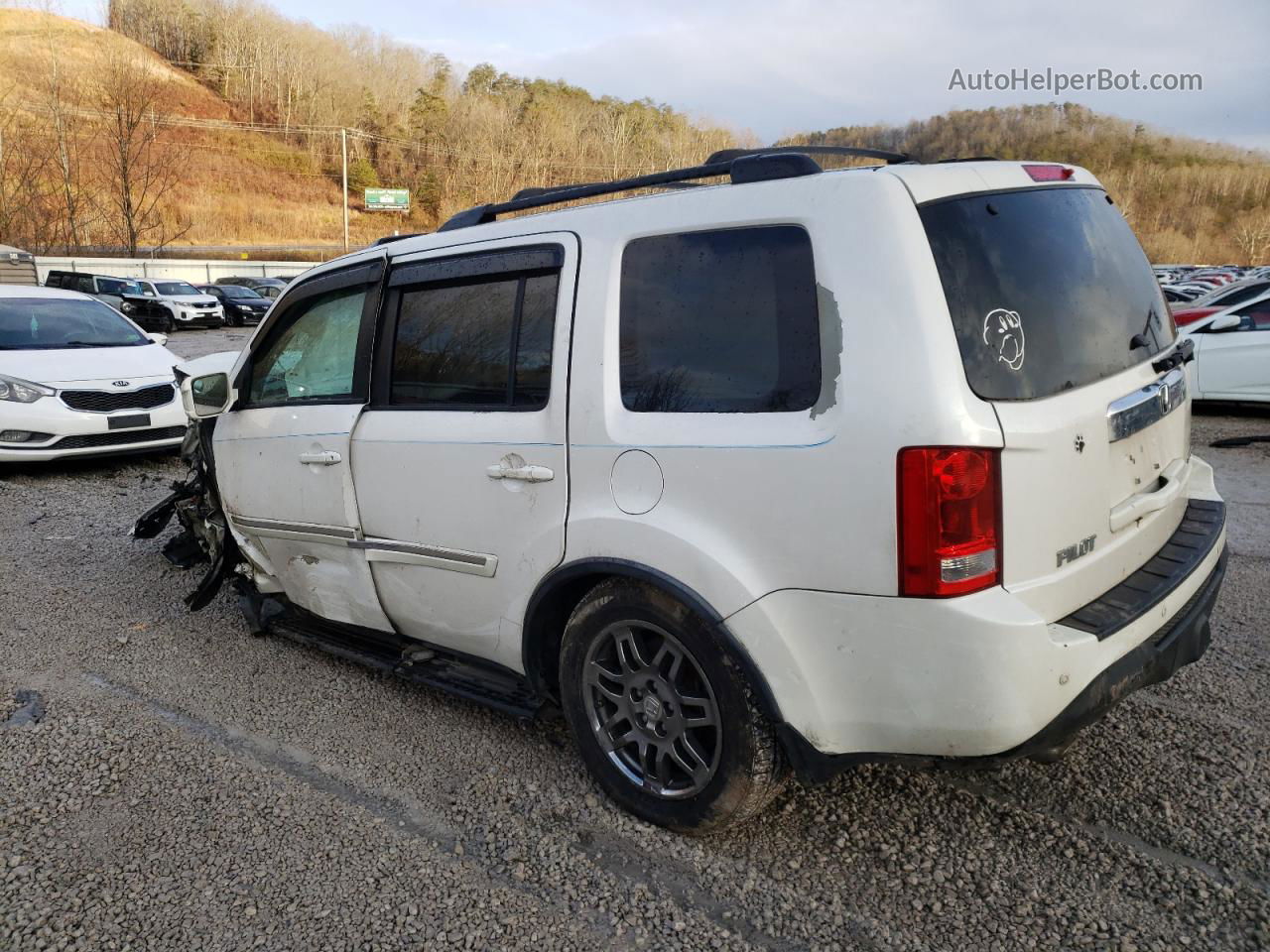 2013 Honda Pilot Touring White vin: 5FNYF3H96DB031718