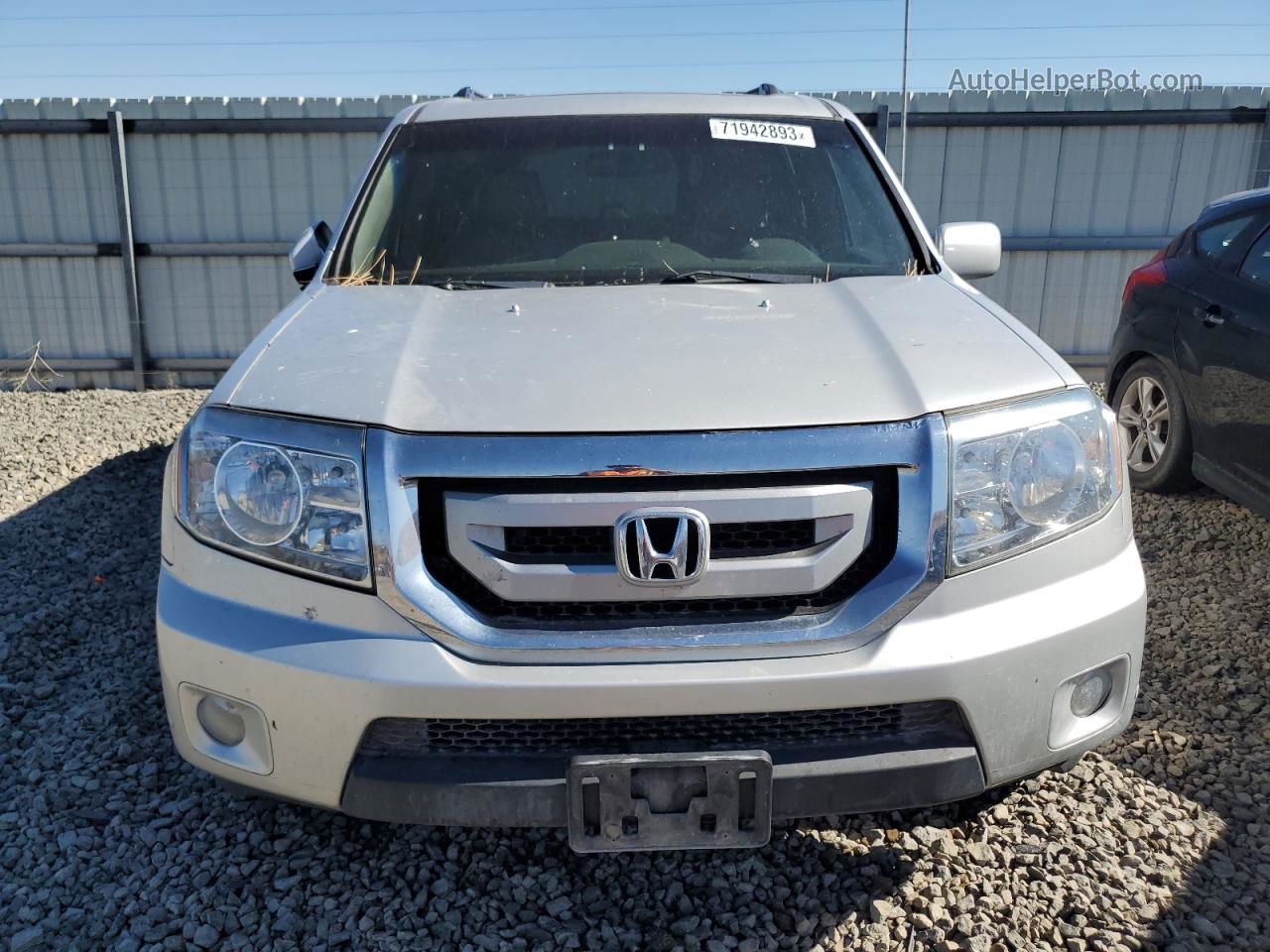 2009 Honda Pilot Touring Silver vin: 5FNYF48939B003954