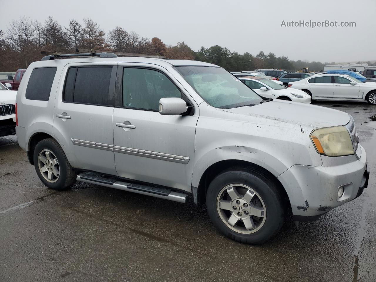 2009 Honda Pilot Touring Silver vin: 5FNYF48969B010400