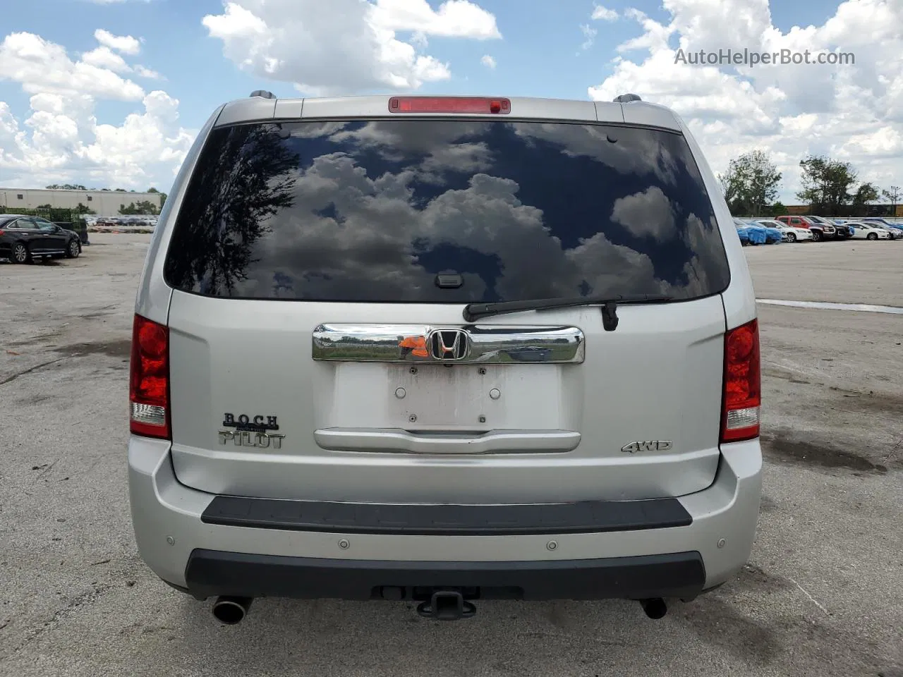 2009 Honda Pilot Touring Silver vin: 5FNYF48979B018067