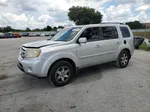 2009 Honda Pilot Touring Silver vin: 5FNYF48979B018067