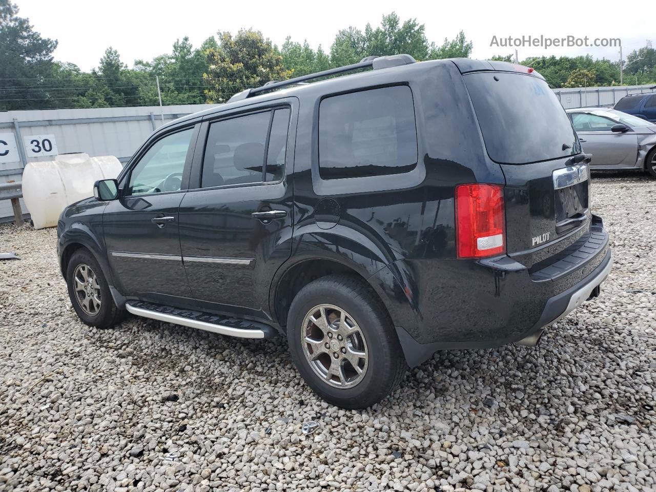 2009 Honda Pilot Touring Black vin: 5FNYF48989B026310