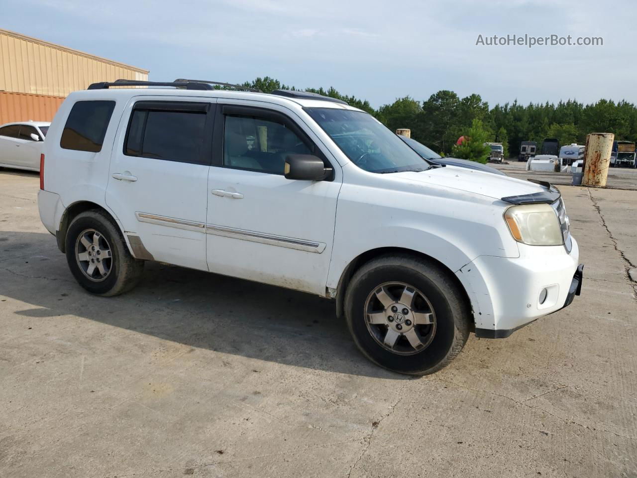 2009 Honda Pilot Touring White vin: 5FNYF48989B039767