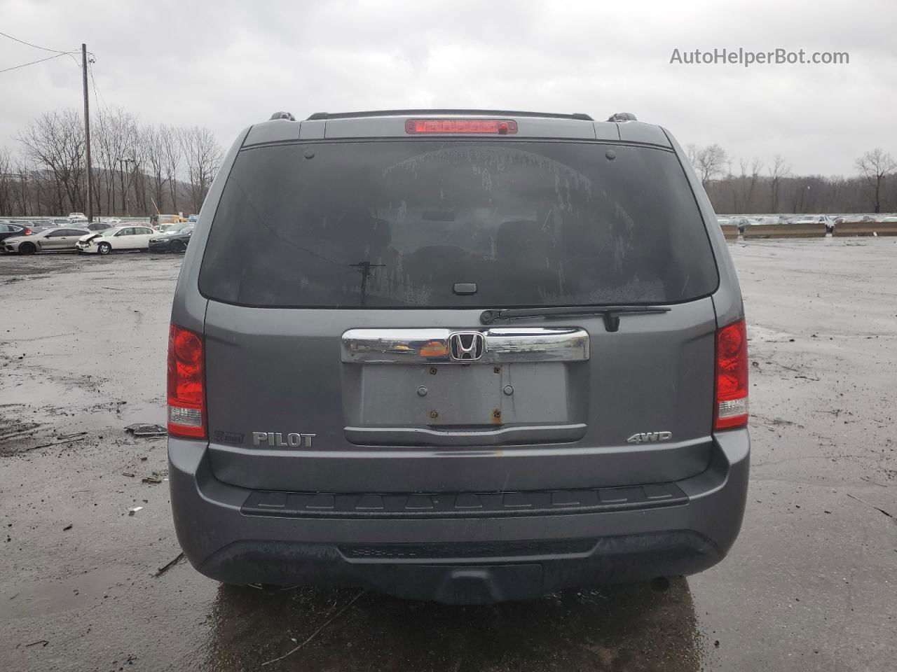 2013 Honda Pilot Lx Gray vin: 5FNYF4H25DB073855