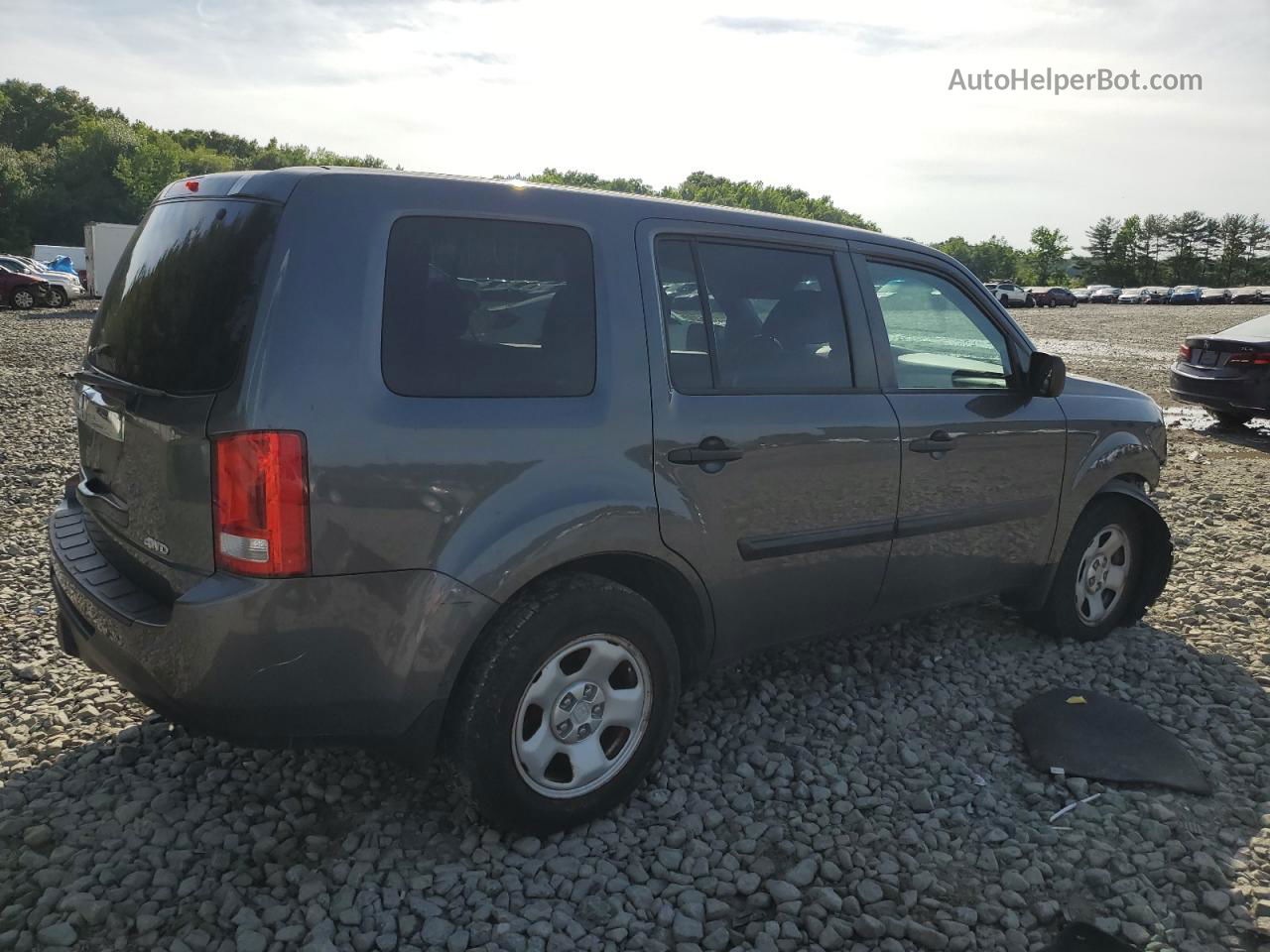 2013 Honda Pilot Lx Gray vin: 5FNYF4H28DB011883