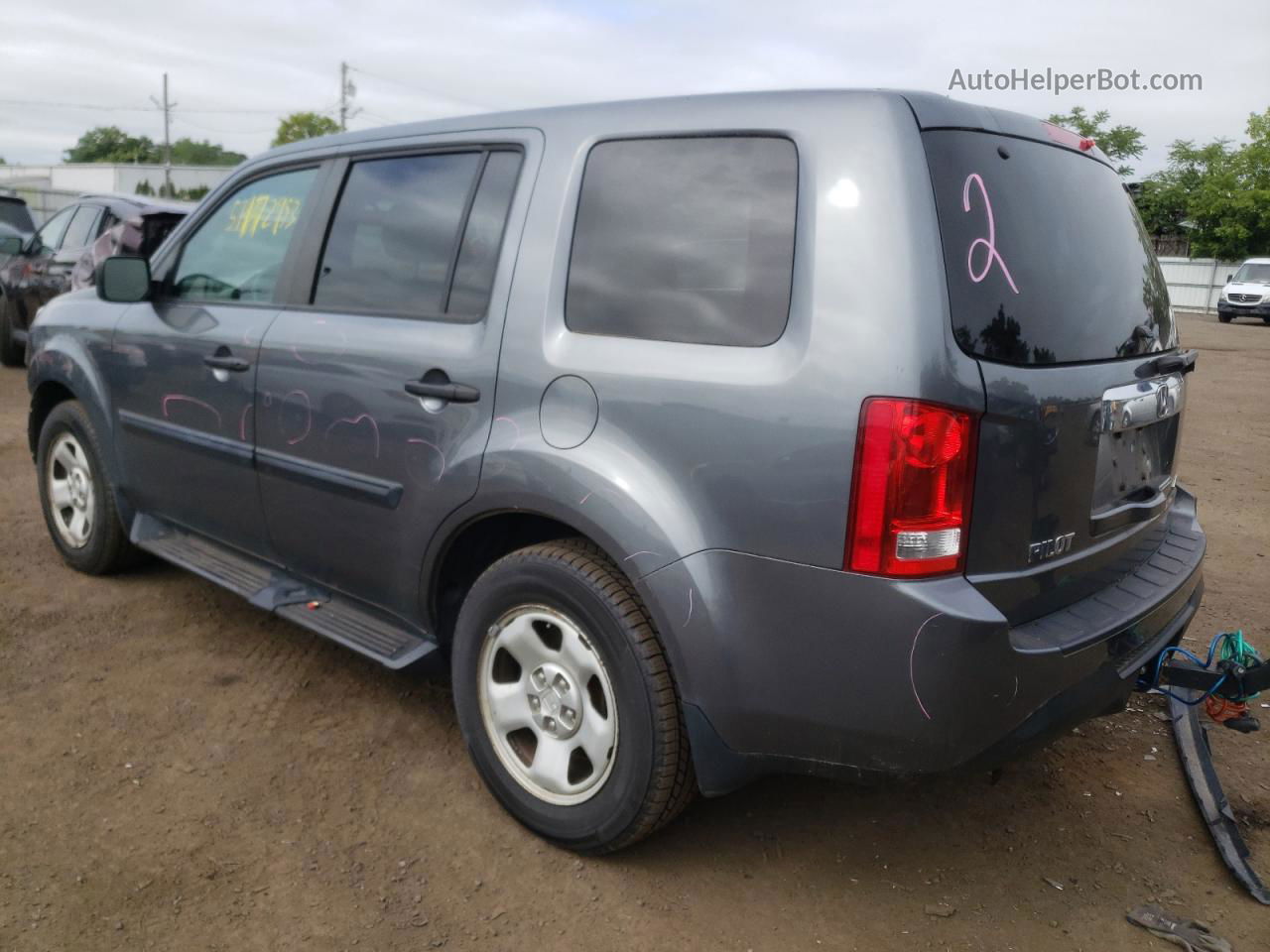 2013 Honda Pilot Lx Gray vin: 5FNYF4H2XDB056954