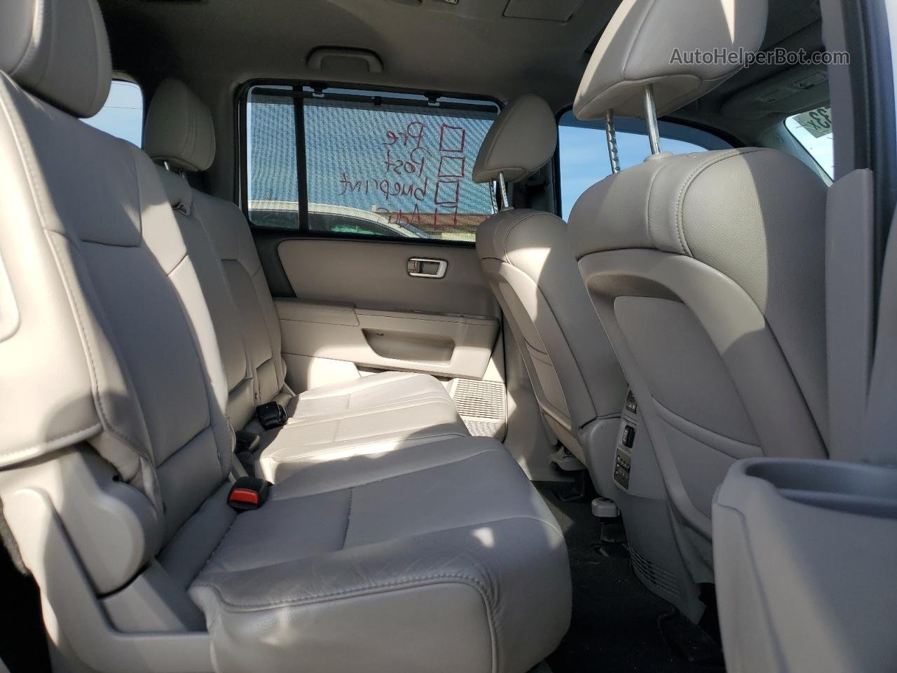 2015 Honda Pilot Touring White vin: 5FNYF4H90FB054467