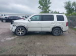 2013 Honda Pilot Touring White vin: 5FNYF4H92DB025405