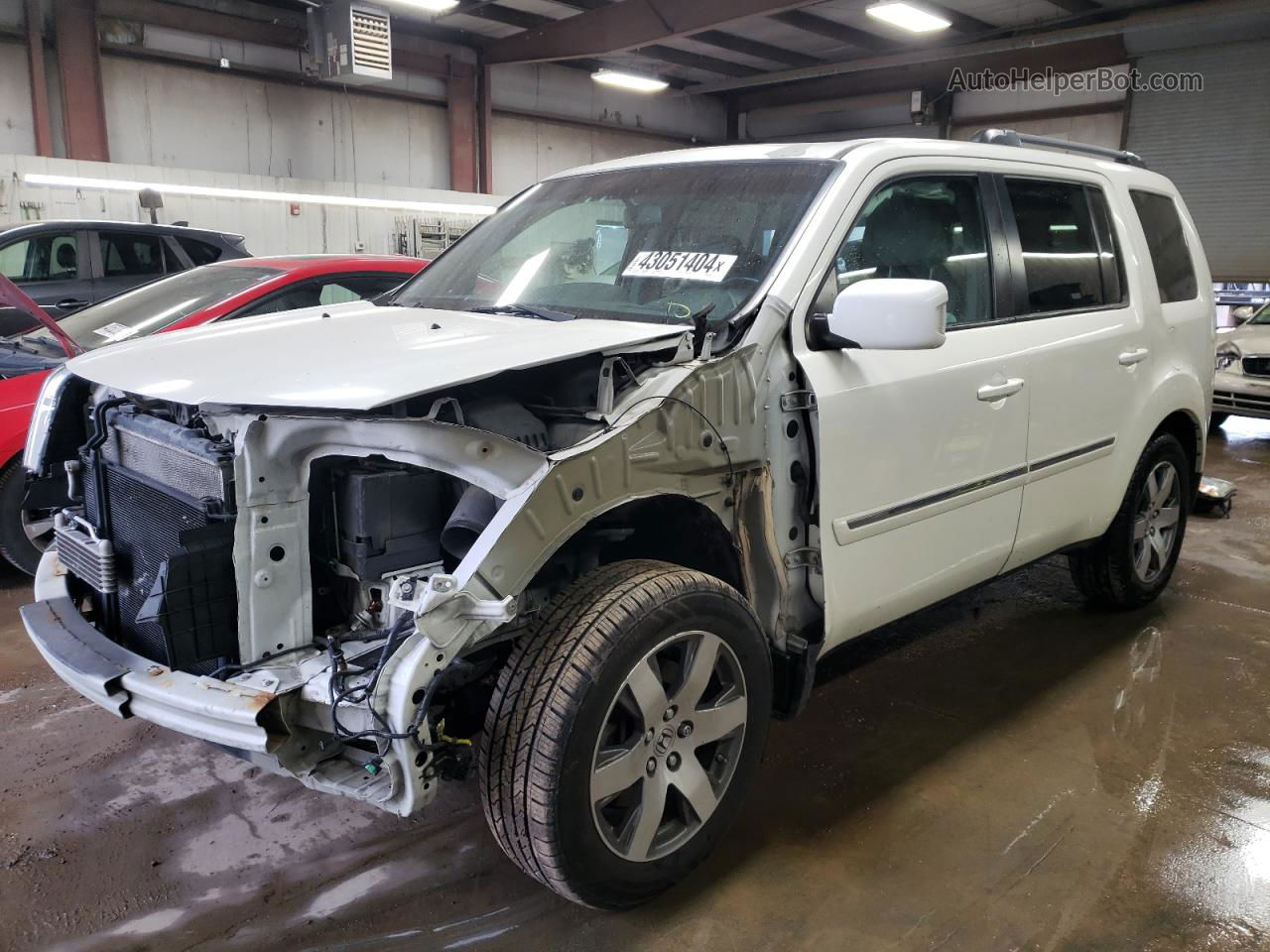 2015 Honda Pilot Touring White vin: 5FNYF4H92FB046158