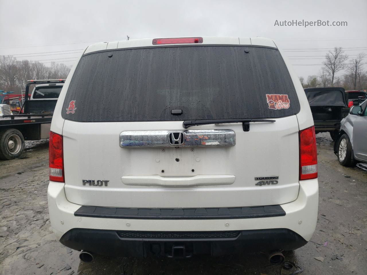 2013 Honda Pilot Touring White vin: 5FNYF4H94DB058650