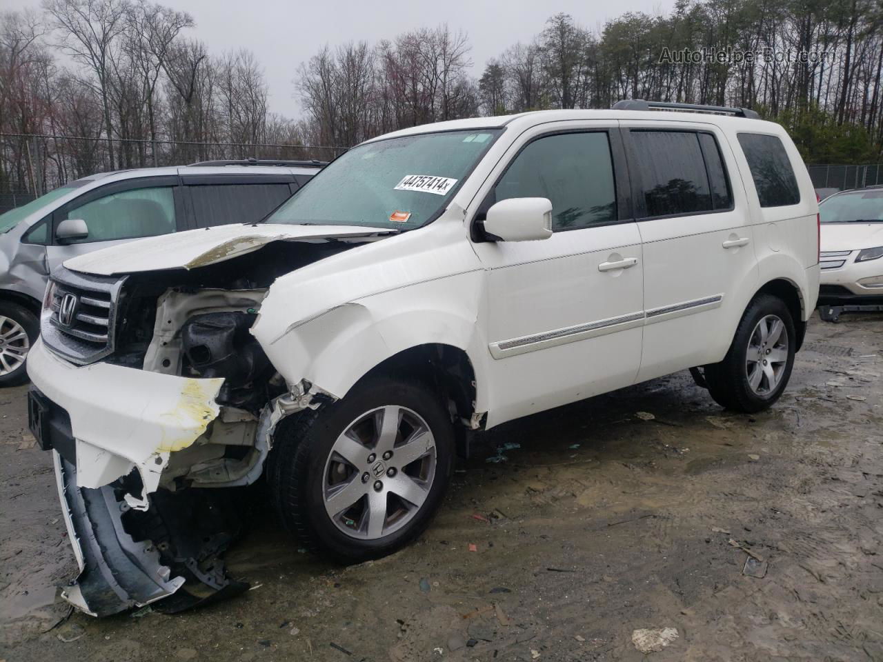 2013 Honda Pilot Touring White vin: 5FNYF4H94DB058650