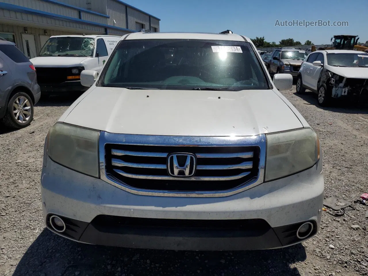 2013 Honda Pilot Touring White vin: 5FNYF4H94DB066103