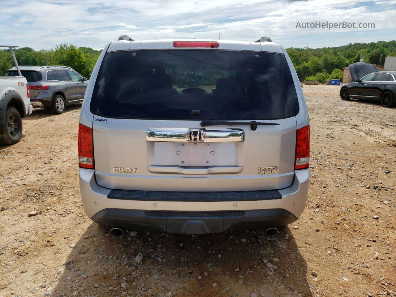 2015 Honda Pilot Touring Silver vin: 5FNYF4H96FB055199