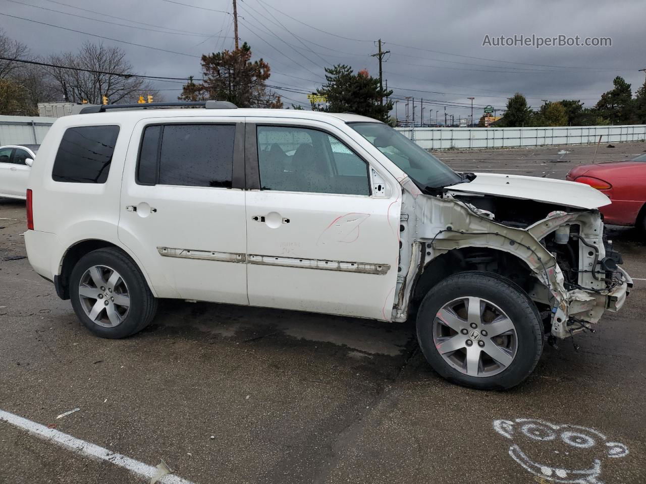 2013 Honda Pilot Touring White vin: 5FNYF4H97DB047741