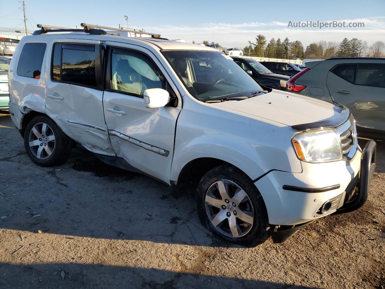 2013 Honda Pilot Touring White vin: 5FNYF4H97DB051515