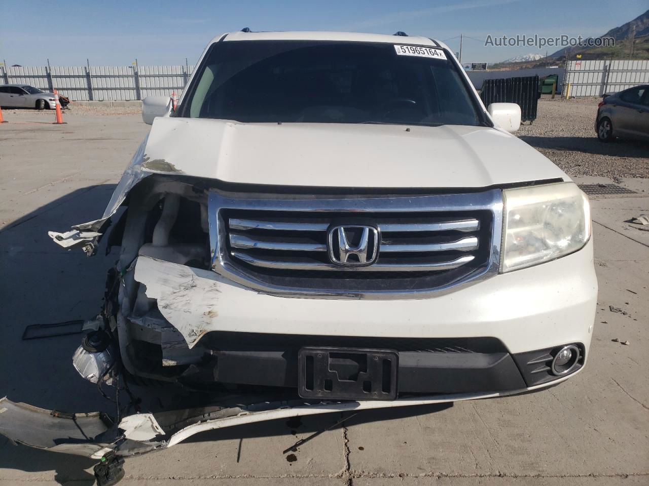 2013 Honda Pilot Touring White vin: 5FNYF4H97DB051563