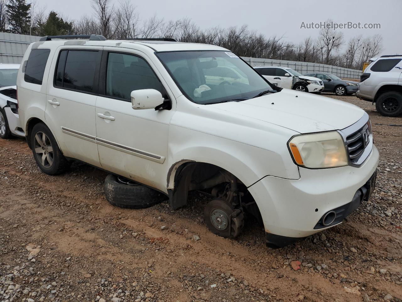 2013 Honda Pilot Touring White vin: 5FNYF4H98DB009631