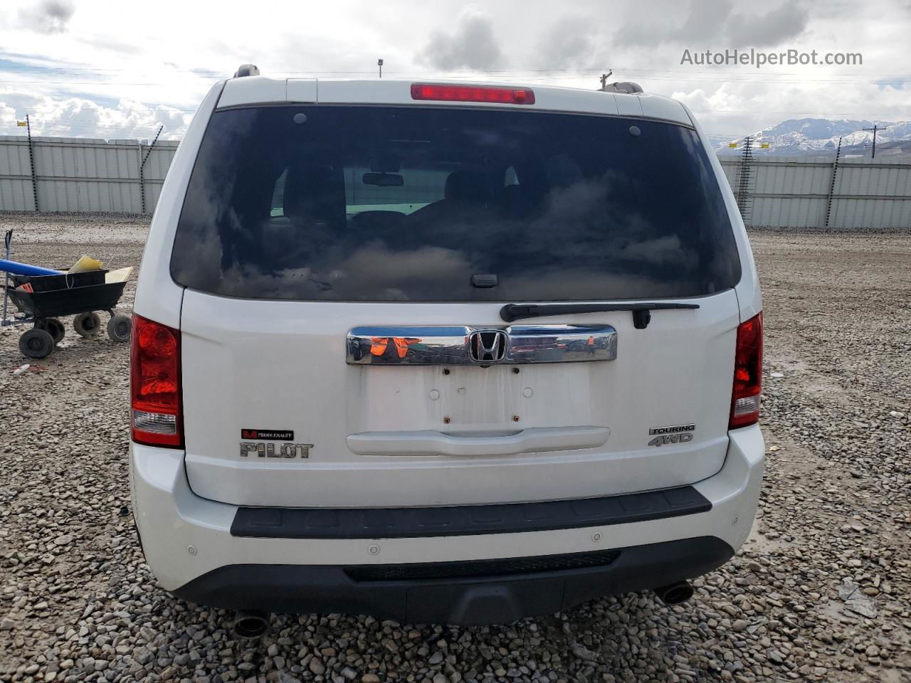 2013 Honda Pilot Touring Белый vin: 5FNYF4H9XDB036040