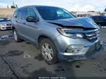 2017 Honda Pilot Lx Silver vin: 5FNYF5H10HB003862