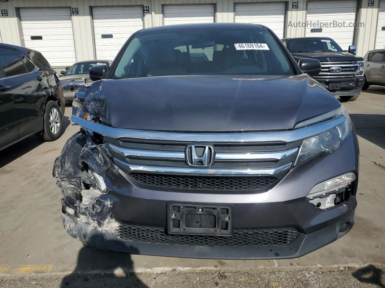 2017 Honda Pilot Lx Gray vin: 5FNYF5H1XHB043995