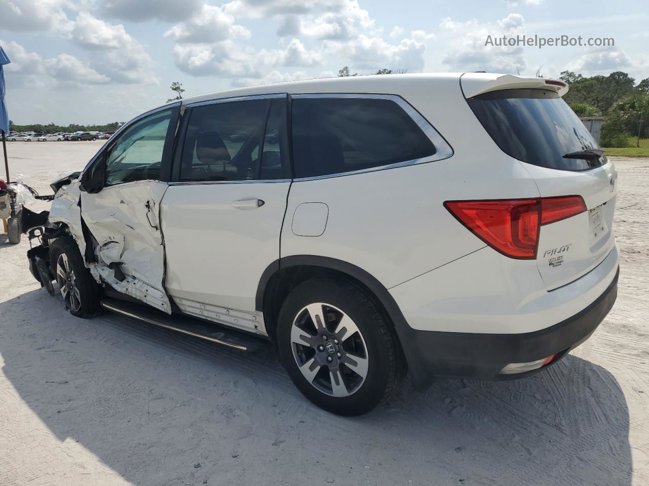 2016 Honda Pilot Ex White vin: 5FNYF5H38GB015984