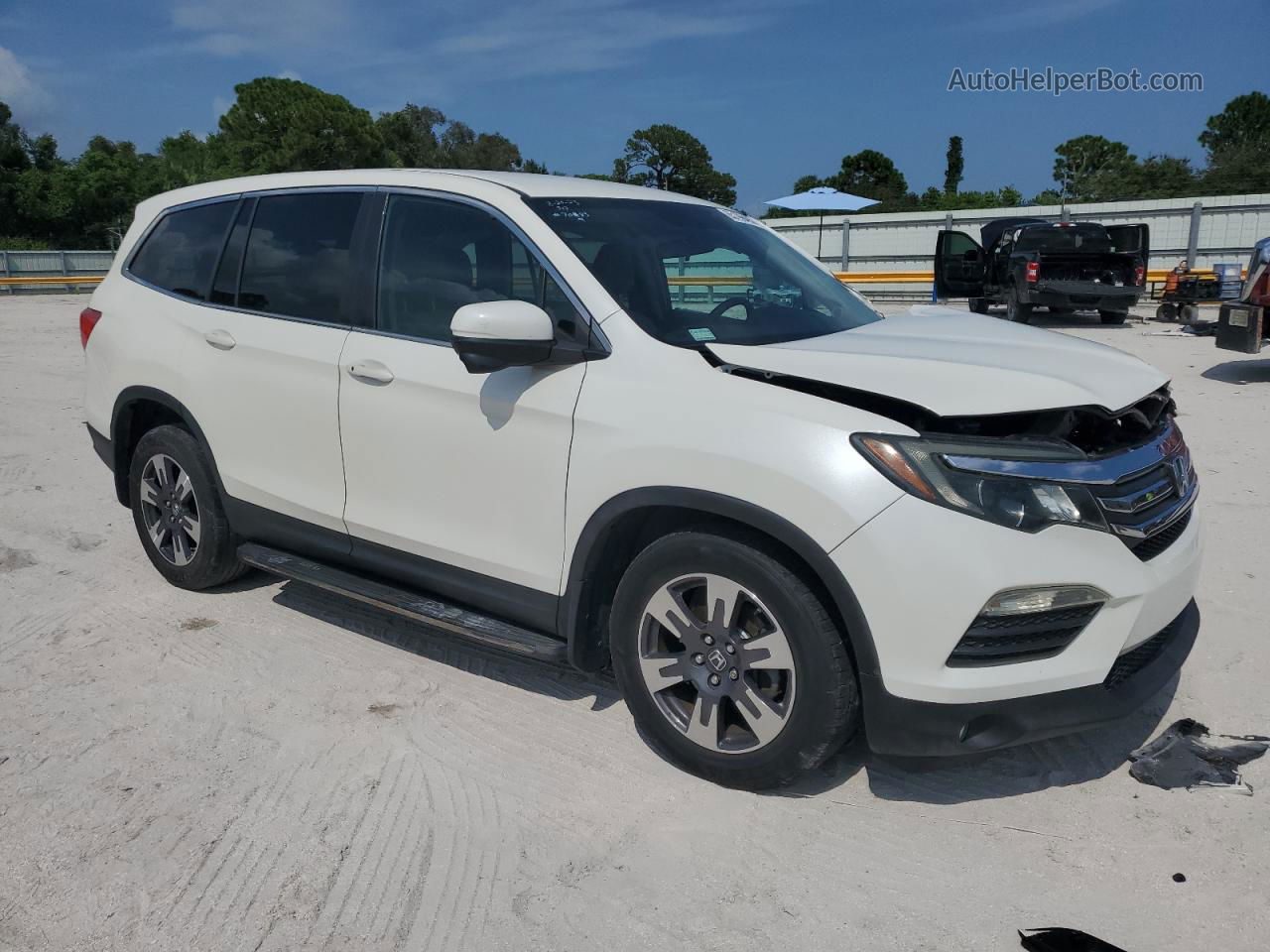 2016 Honda Pilot Ex White vin: 5FNYF5H38GB015984