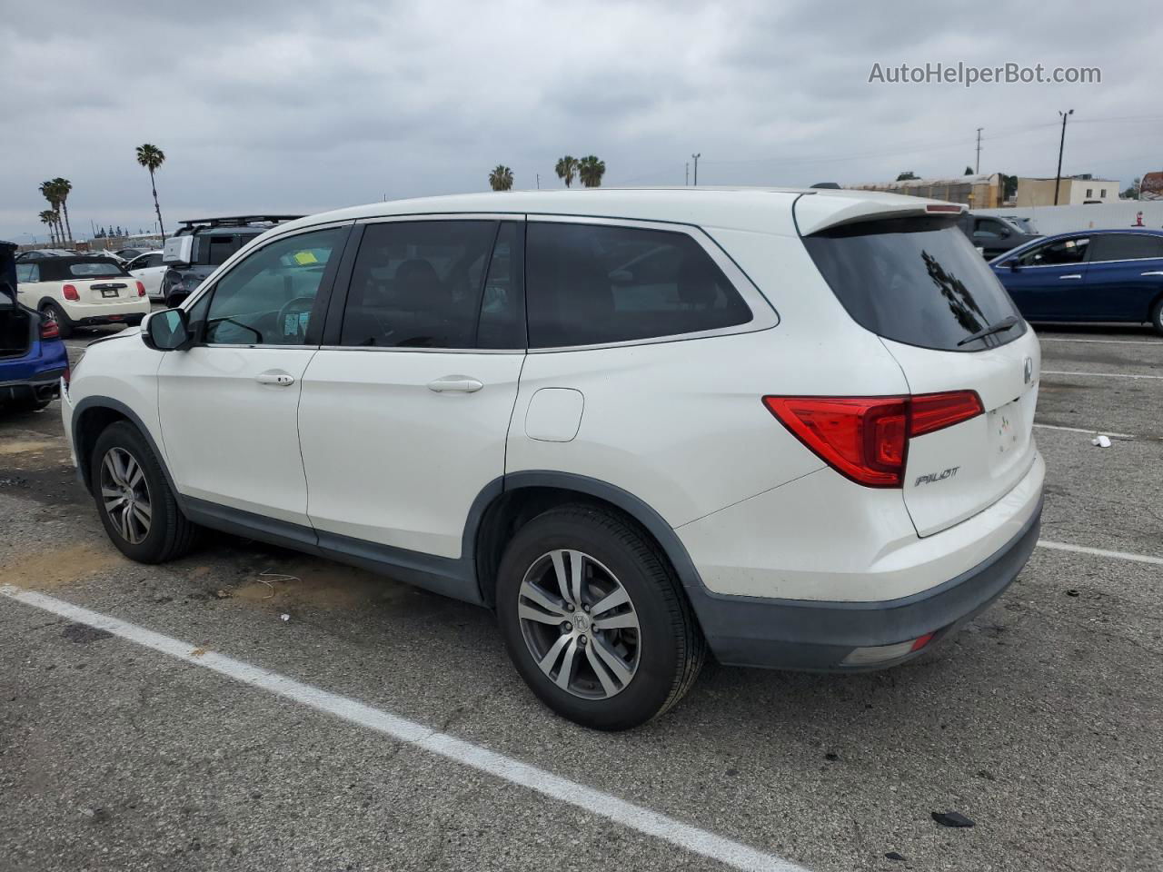 2017 Honda Pilot Exl White vin: 5FNYF5H50HB015738