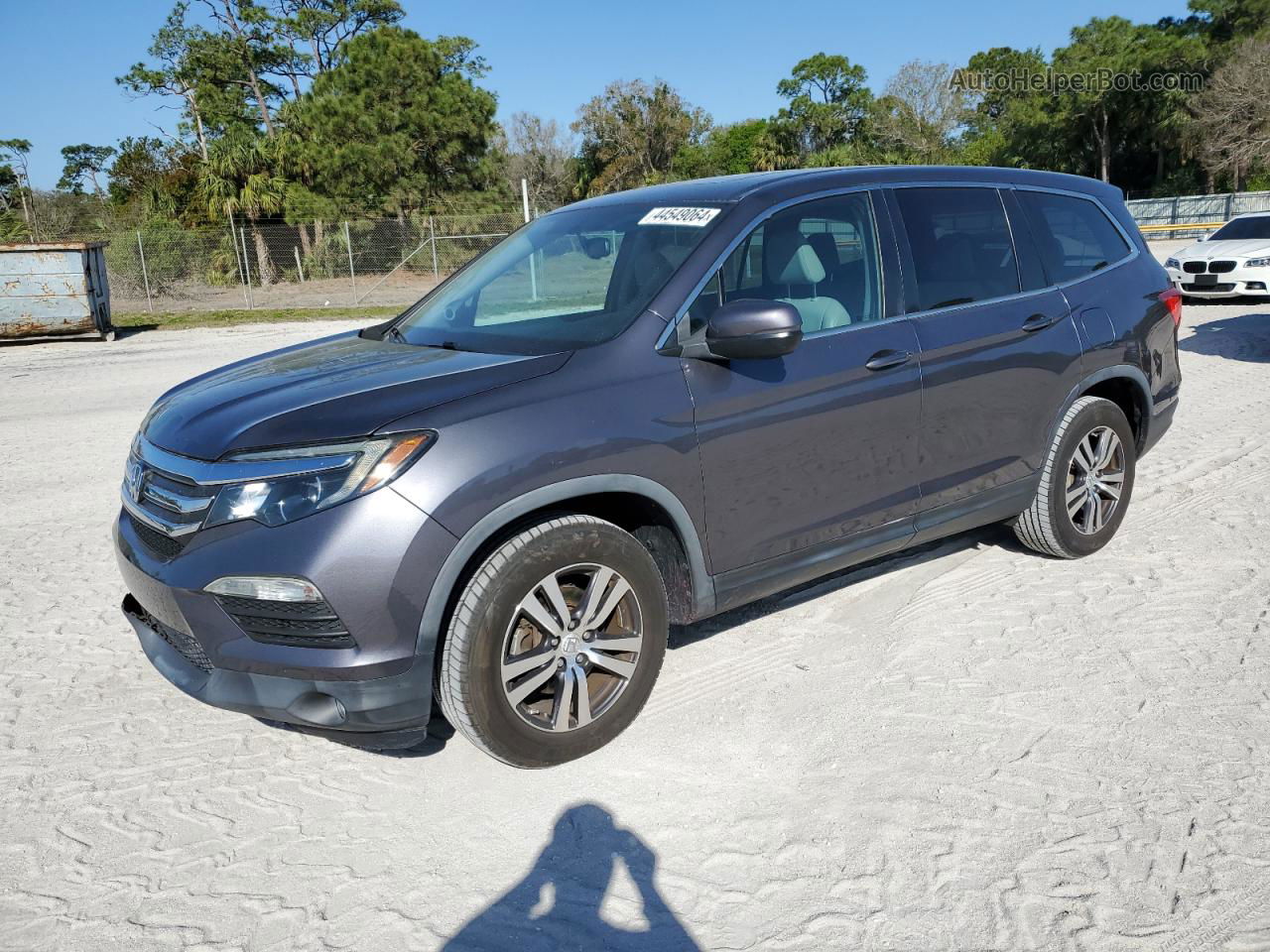 2017 Honda Pilot Exl Gray vin: 5FNYF5H56HB027313