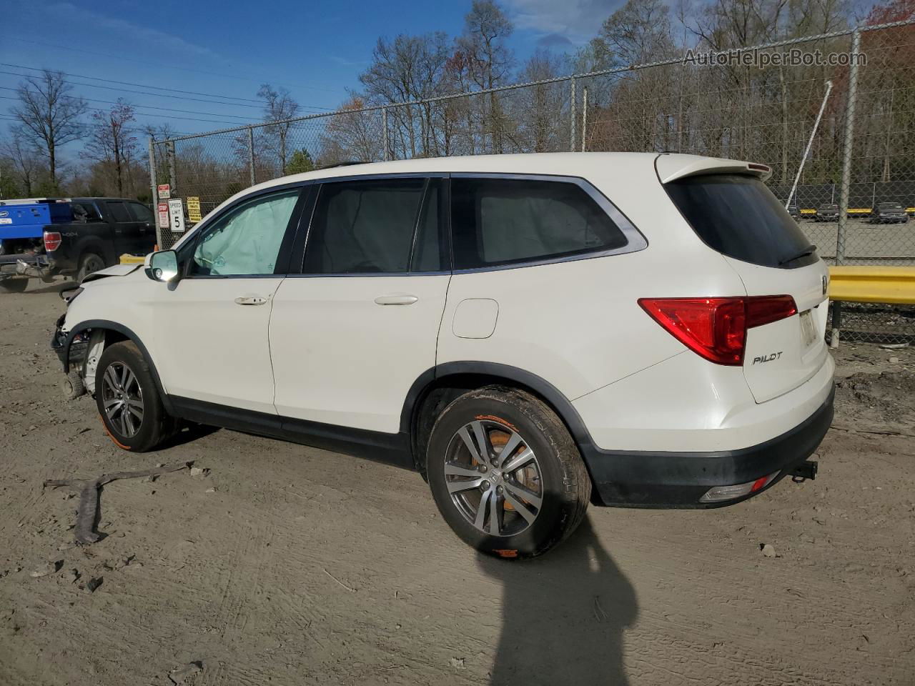 2016 Honda Pilot Exl White vin: 5FNYF5H59GB034805