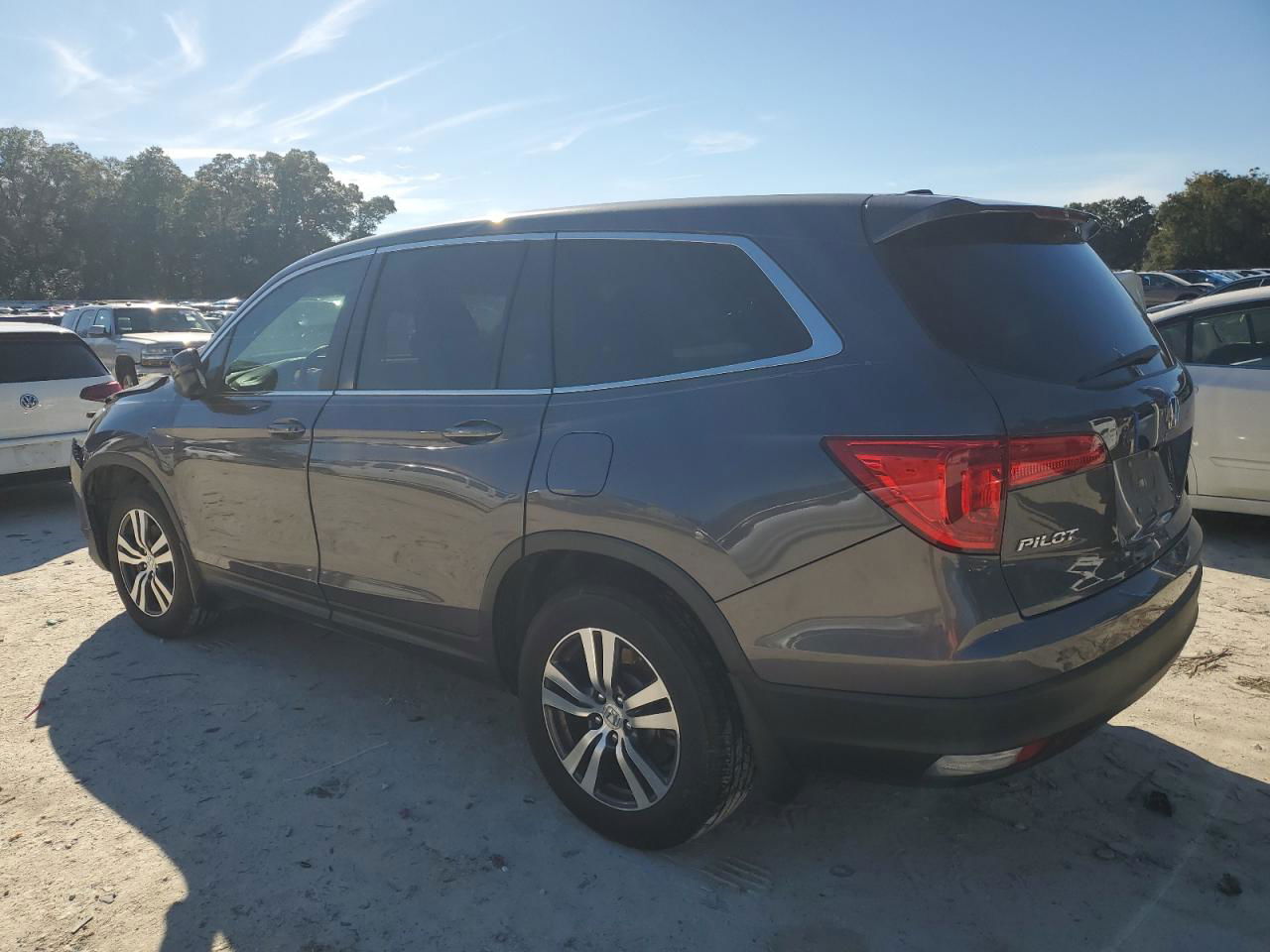 2016 Honda Pilot Exl Серый vin: 5FNYF5H59GB037932