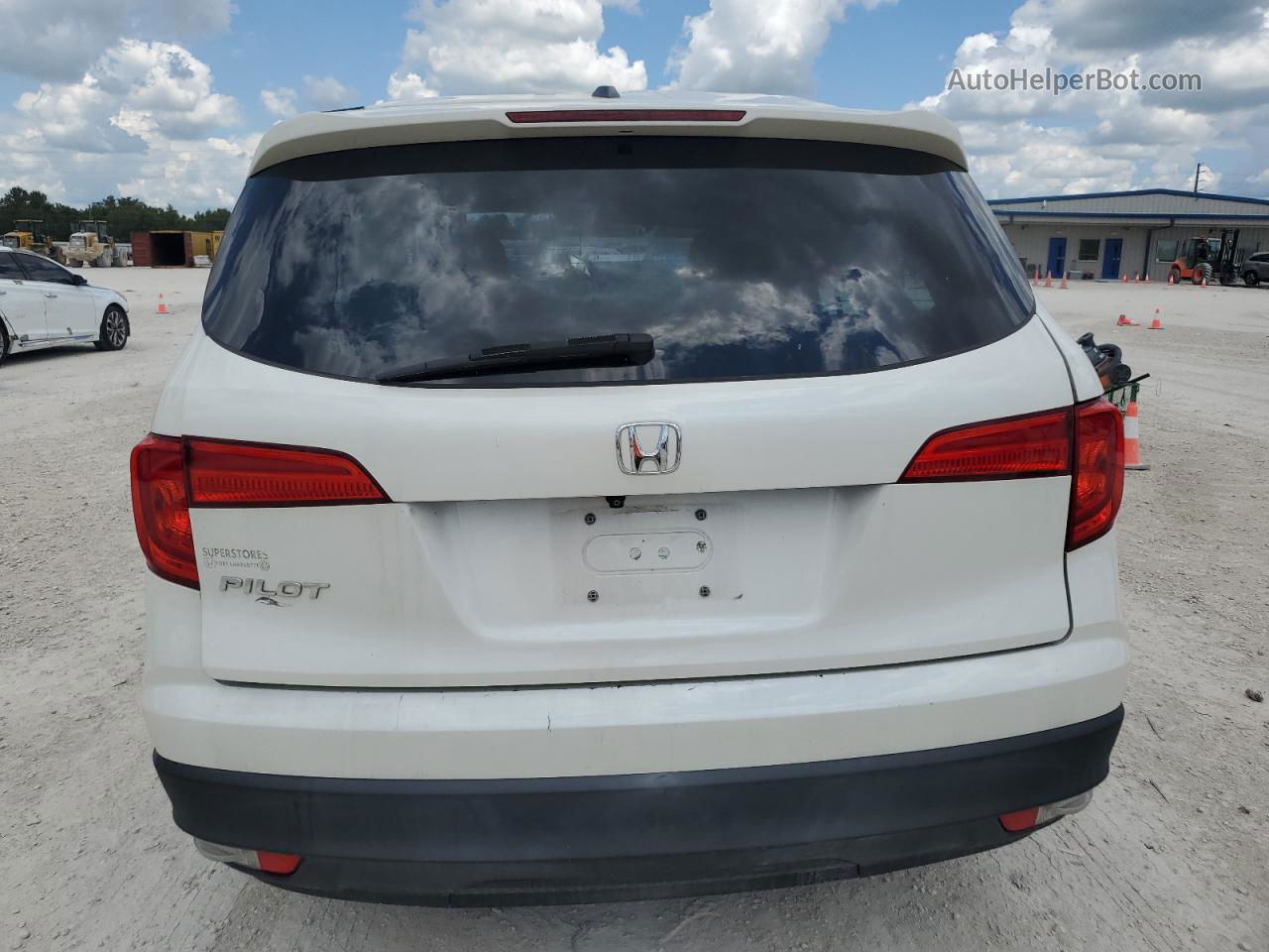 2016 Honda Pilot Exln White vin: 5FNYF5H75GB048668