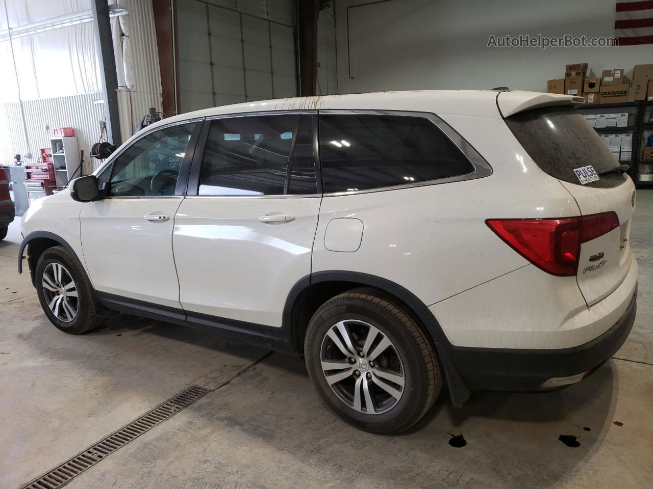 2017 Honda Pilot Exln White vin: 5FNYF5H75HB035243