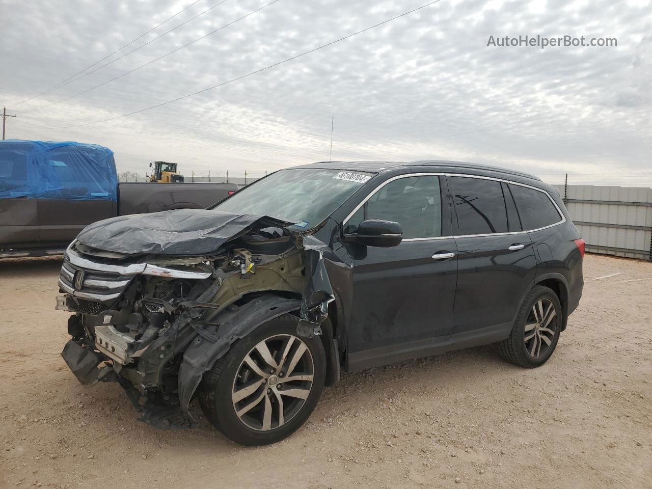 2017 Honda Pilot Touring Black vin: 5FNYF5H90HB002801