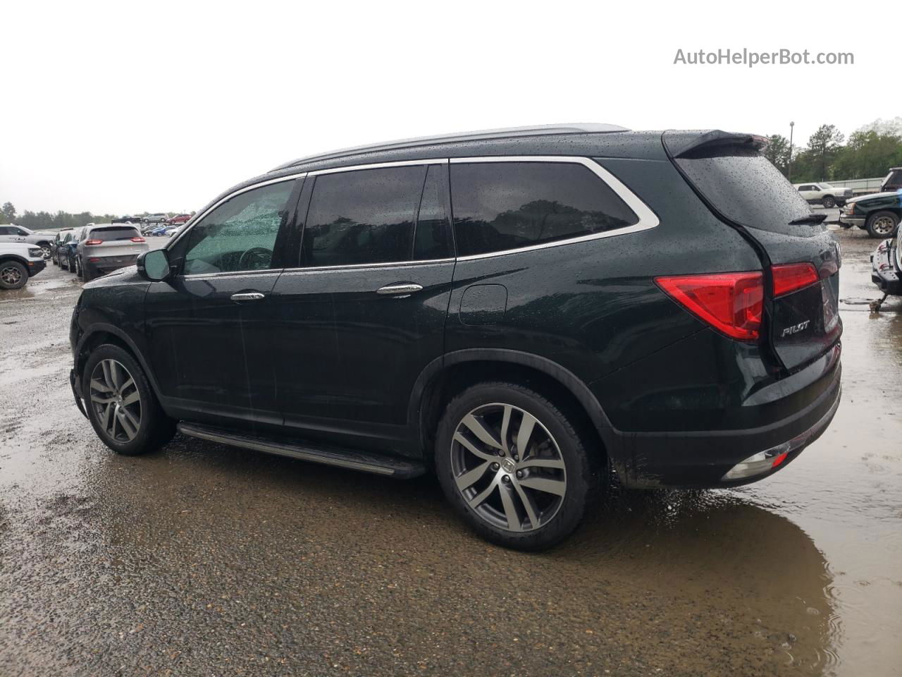 2017 Honda Pilot Touring Зеленый vin: 5FNYF5H90HB010476