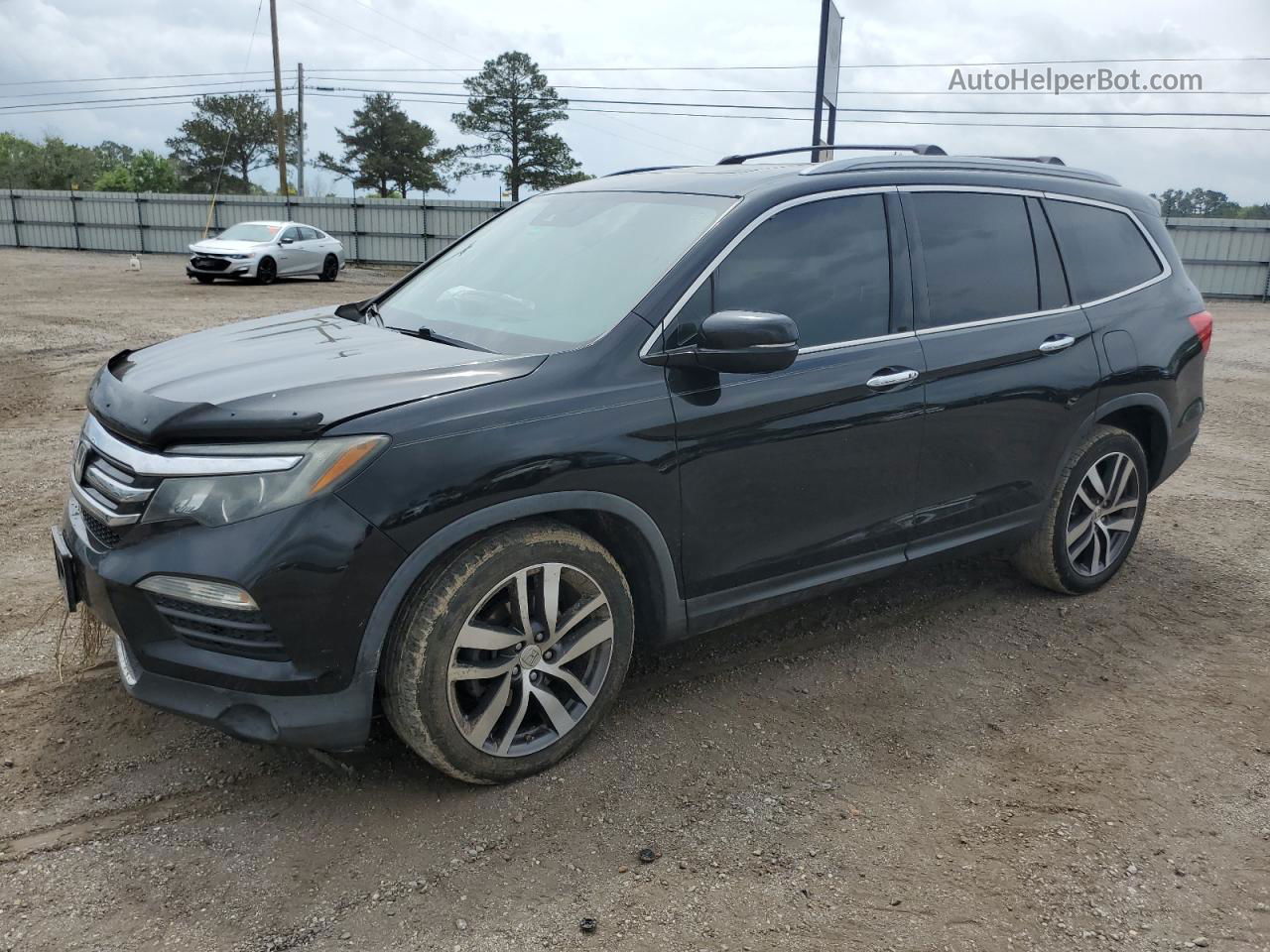 2017 Honda Pilot Touring Черный vin: 5FNYF5H94HB004907