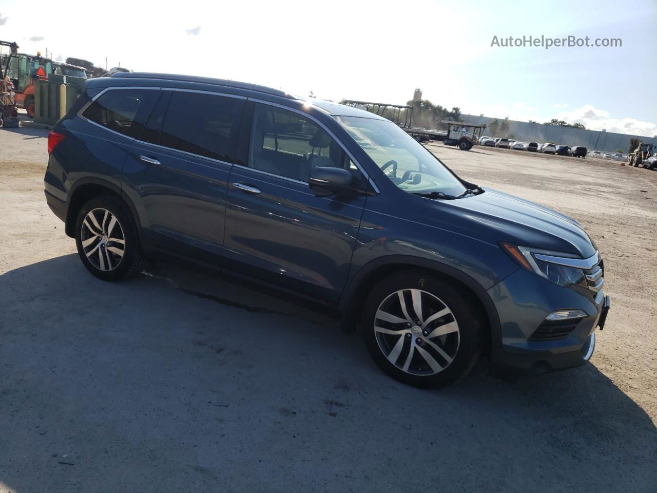 2017 Honda Pilot Touring Синий vin: 5FNYF5H94HB032206