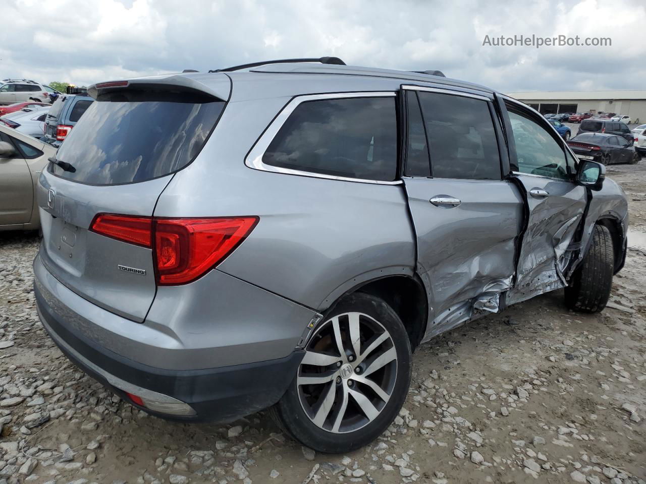 2016 Honda Pilot Touring Silver vin: 5FNYF5H95GB055671