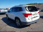 2016 Honda Pilot Touring White vin: 5FNYF5H96GB008570