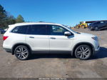 2016 Honda Pilot Touring White vin: 5FNYF5H96GB008570