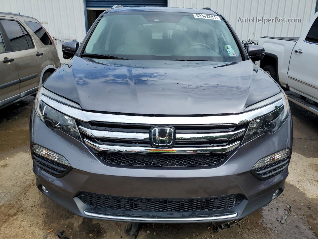 2017 Honda Pilot Touring Gray vin: 5FNYF5H96HB001555