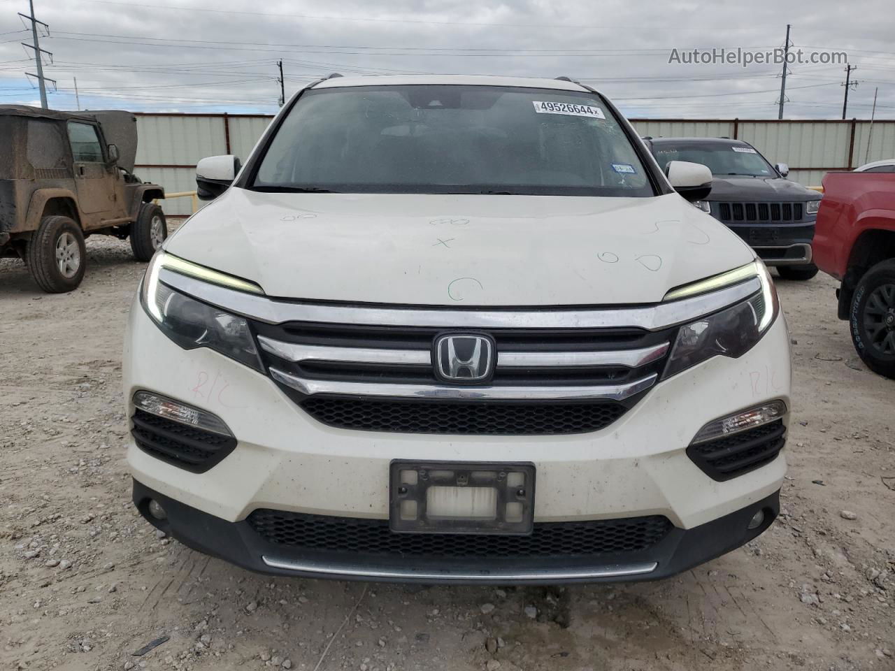 2017 Honda Pilot Touring White vin: 5FNYF5H96HB046334